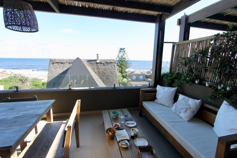 Departamento en alquiler en Manantiales a pasitos del agua y del centro.